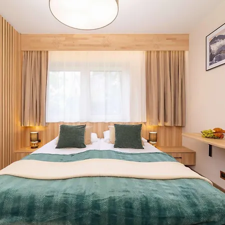 Three Cubs By Renters Prestige Apartament *