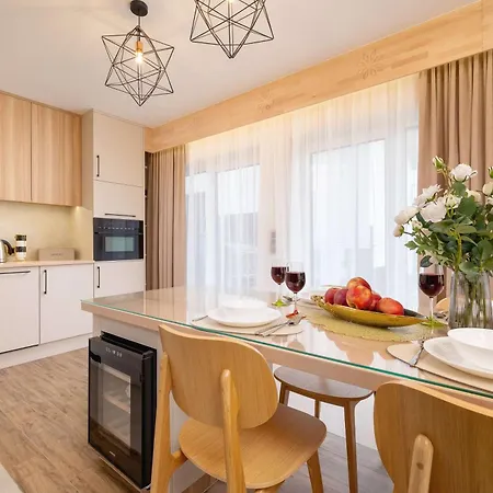 Daire Three Cubs By Renters Prestige *