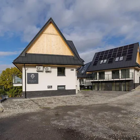 Three Cubs By Renters Prestige Zakopane